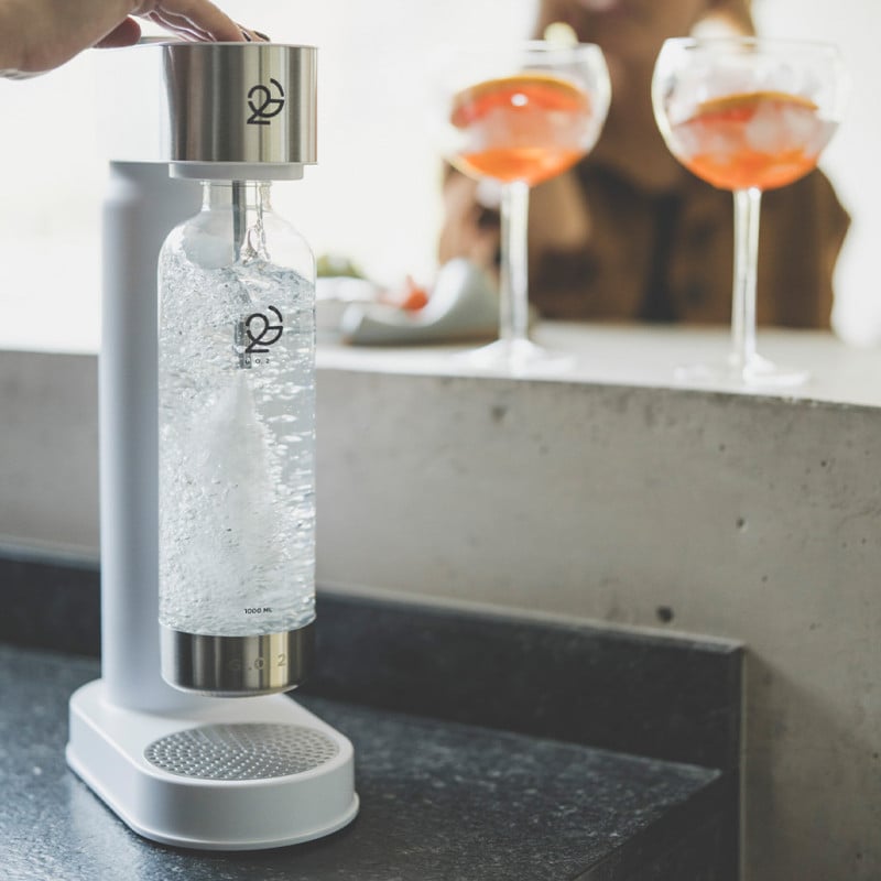 Máquina gasificadora blanca...