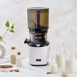 Extractor De Jugos Prensador En Frío Kuvings Auto10 Blanca